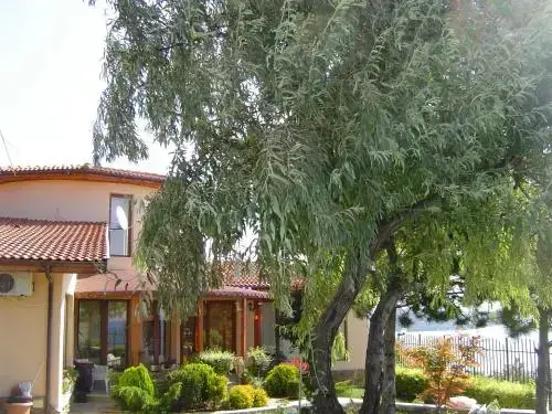 Балчик: Sunny House Izgrev