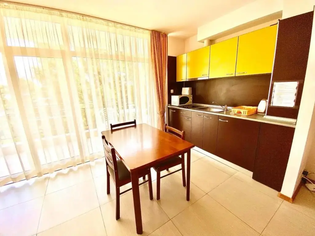Солнечный берег: Kamelia Garden Holiday Apartments