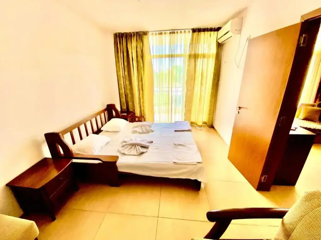 Солнечный берег: Kamelia Garden Holiday Apartments