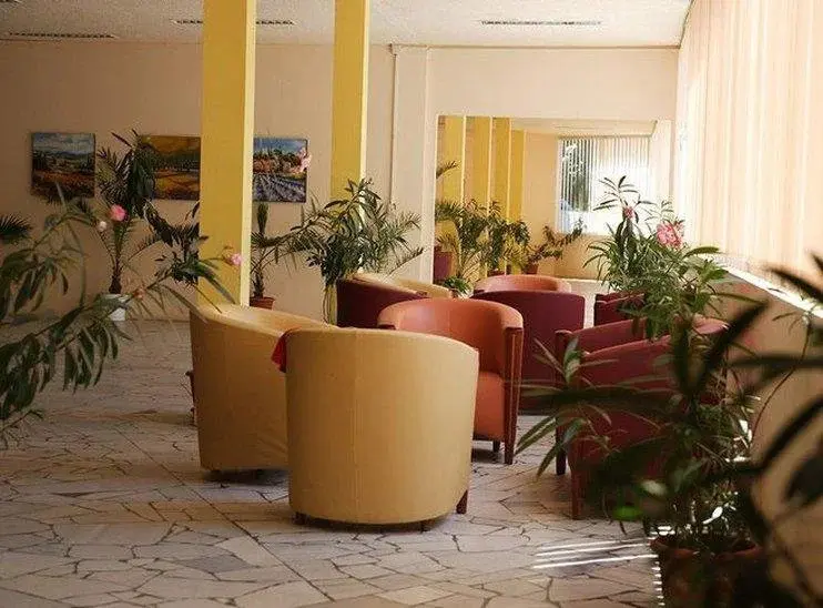 Солнечный берег: Balkan Express Guest House