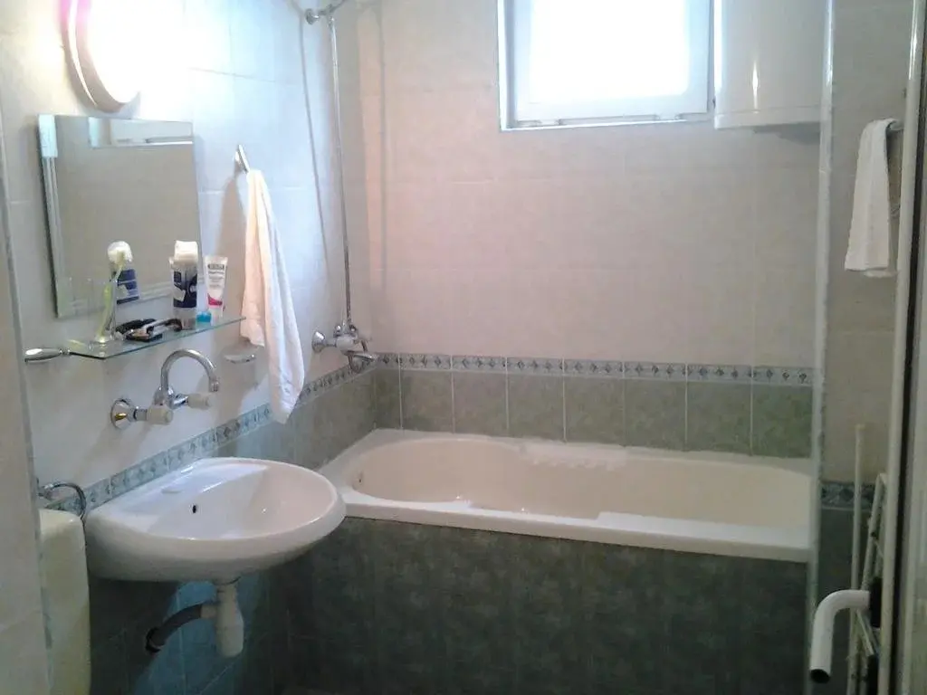 Солнечный берег: Balkan Express Guest House