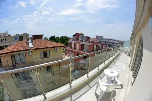 Несебр: Zevs Residence