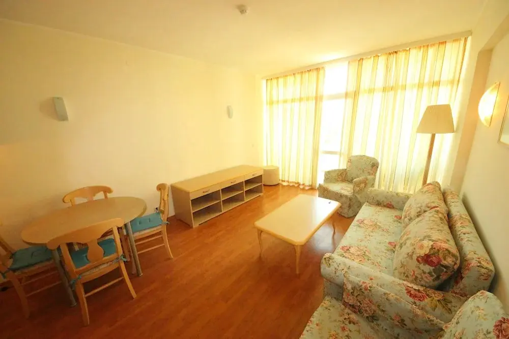 Солнечный берег: Menada Oasis Resort Apartments