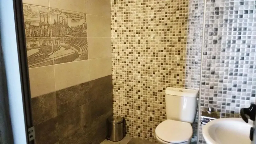 Девин: Family hotel Valchanovata Kashta