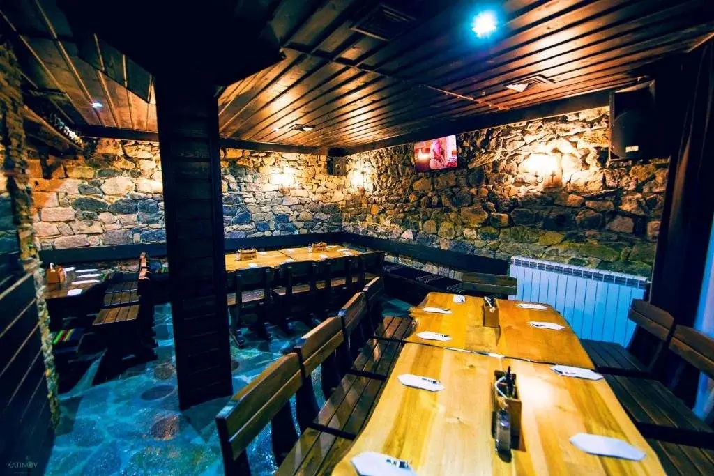 Девин: Family hotel Valchanovata Kashta