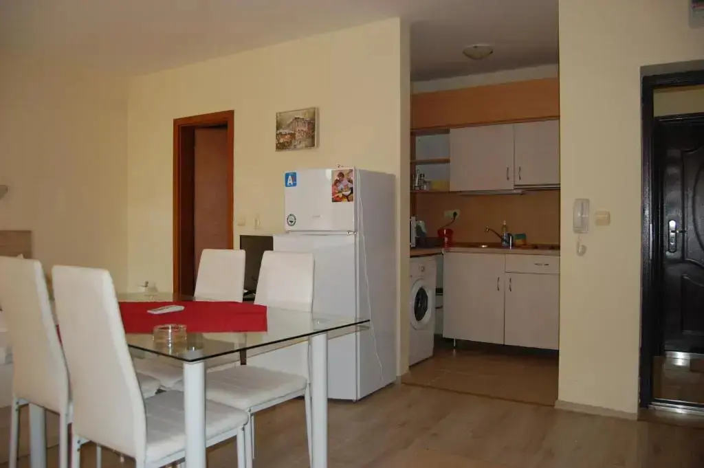 Царево: Renta BG Apartments in Tsarevo