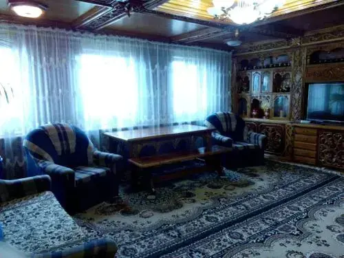 Суздаль: House near Monastery