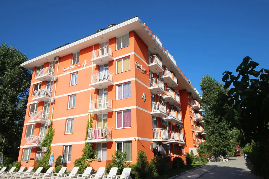 Солнечный берег: Апартаменты Menada in Gerber Residence