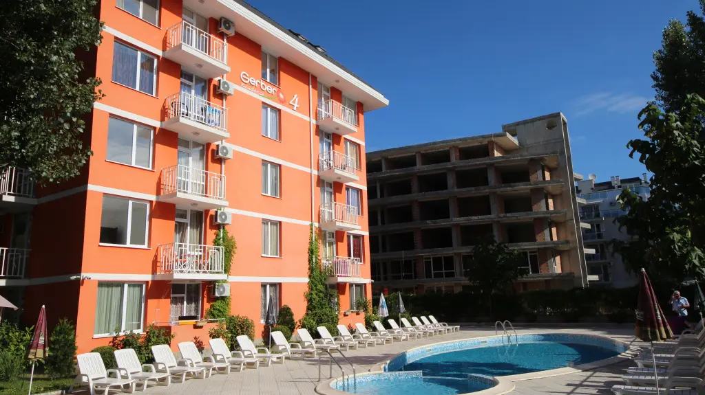 Солнечный берег: Апартаменты Menada in Gerber Residence