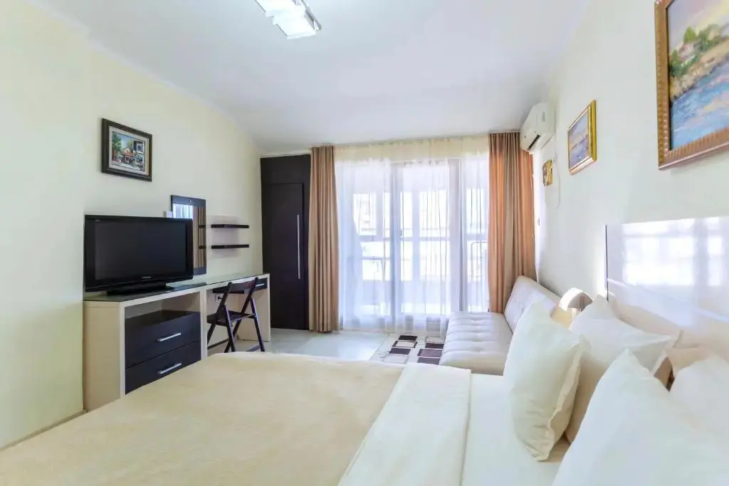 Приморско: La Casa Apartments