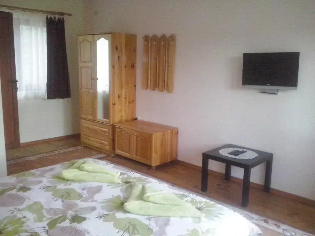 Палици: Palitsi Art House