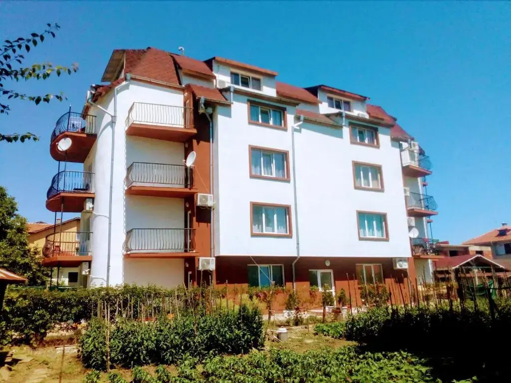 Лозенец: Apartments Ivelin