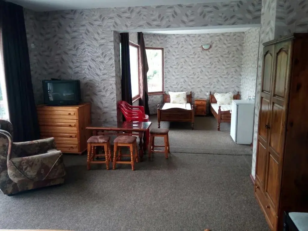 Китен: Guest House Urdoviza