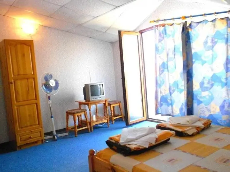 Китен: Guest House Urdoviza