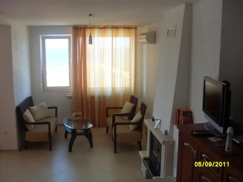 Китен: Kapriz Lux Apartment