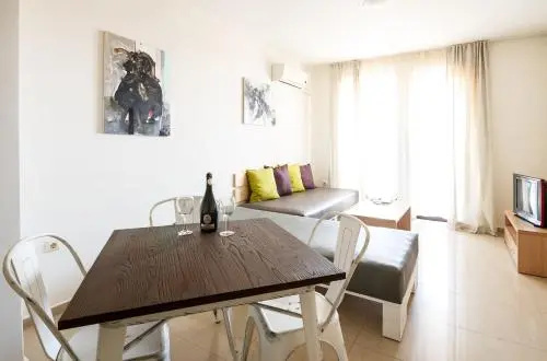 Солнечный берег: Seaside Apartment NLV