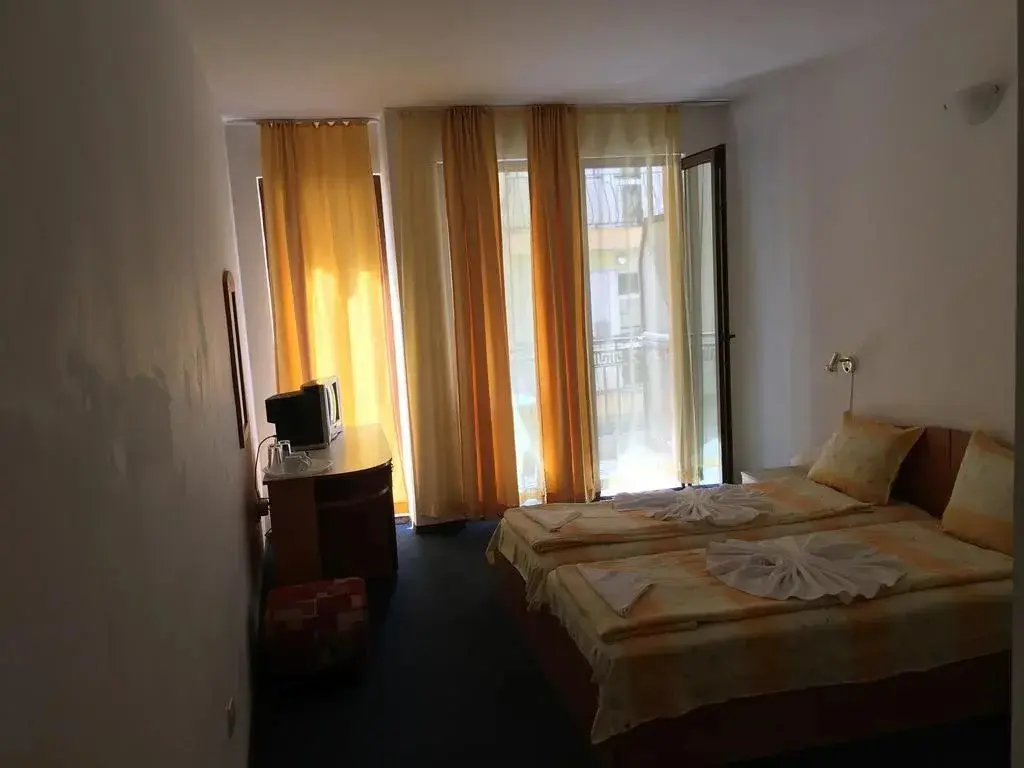 Приморско: Family Hotel Danailov
