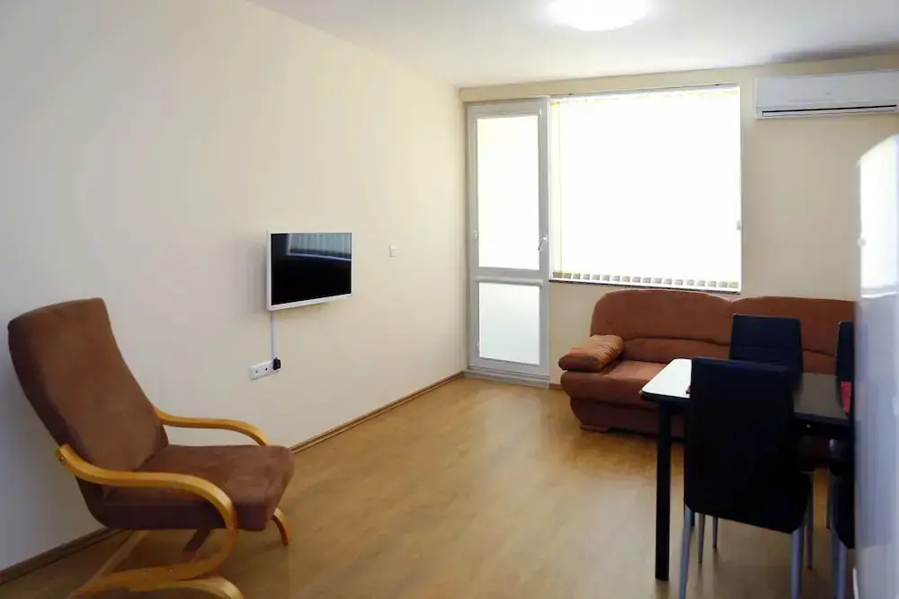 Бургас: Sea Garden Apartment