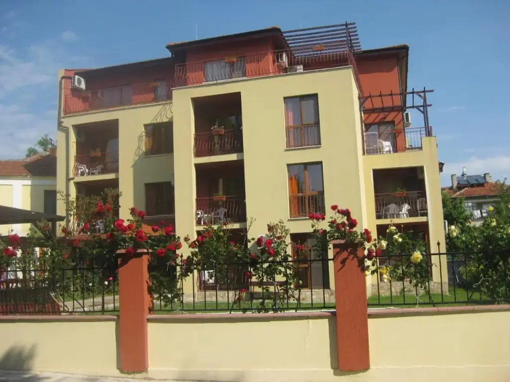 Обзор: Condo Hotel Valentina