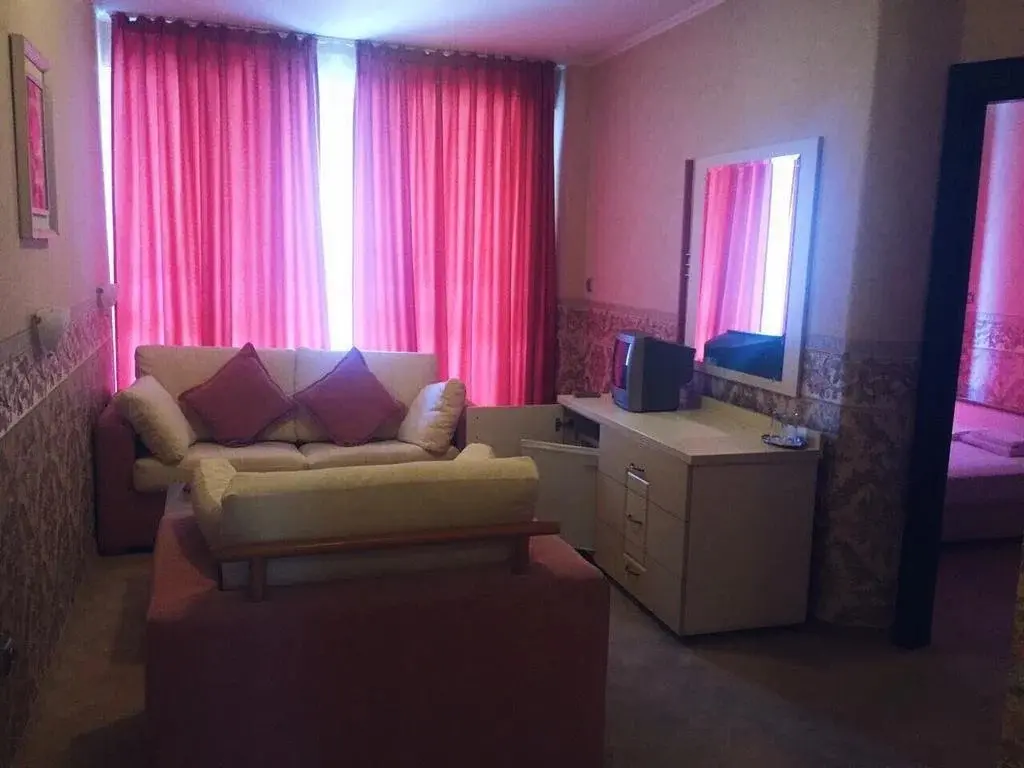 Несебр: Royal Family Hotel