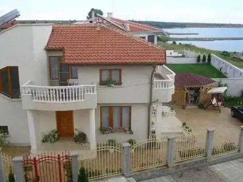 Бургас: House Kalina