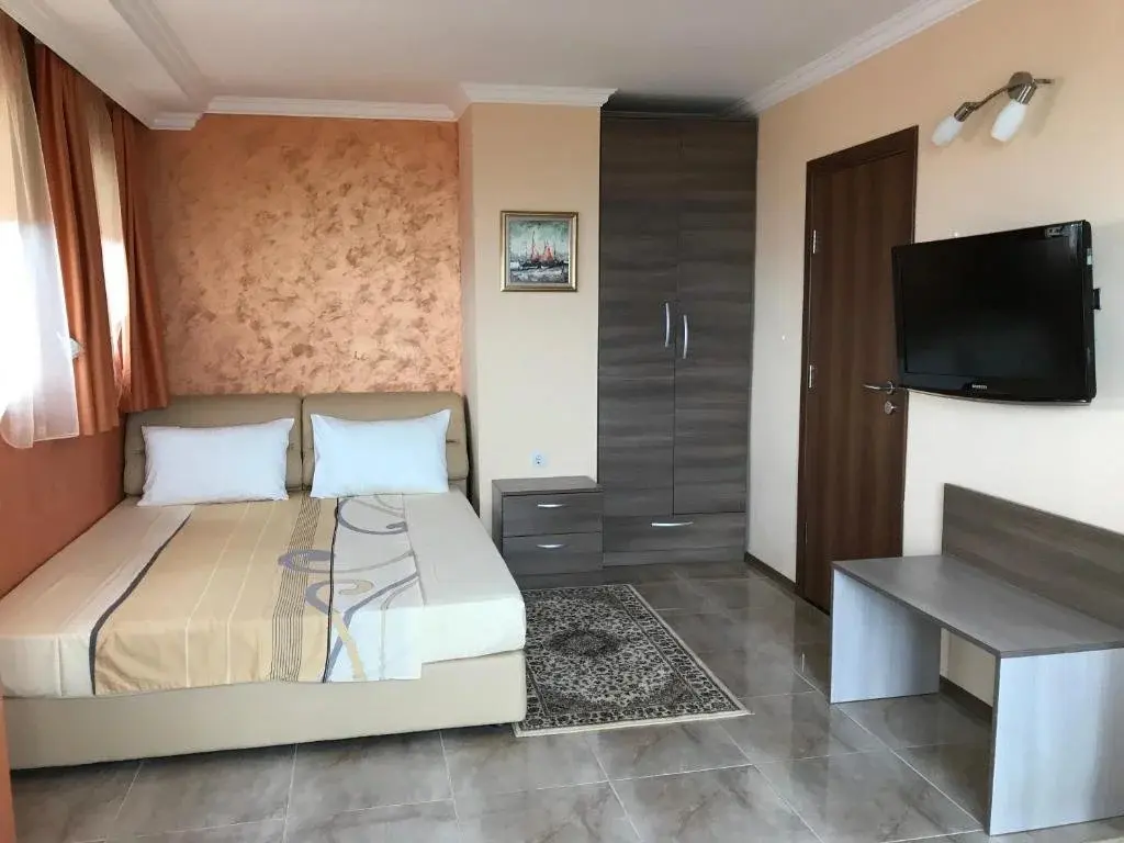 Созополь: Family Hotel Radiana