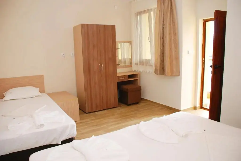 Лозенец: Altay Guest House