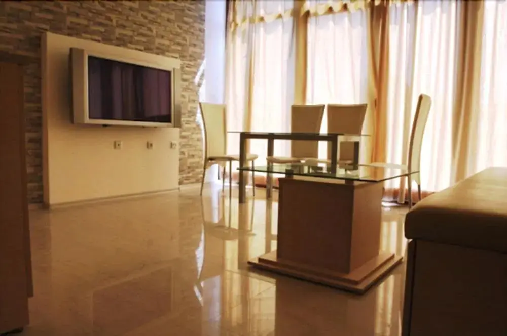 Солнечный берег: Villa Itta