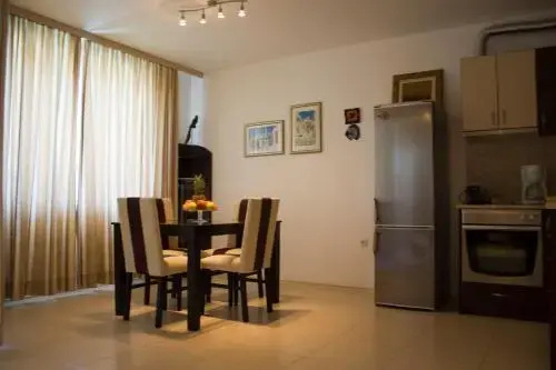 Солнечный берег: Sunny Apartment in a Complex with a Pool And Gym by Flаt Manаger