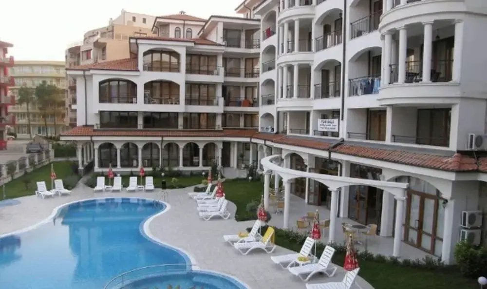 Несебр: Apartment in Chateau Del Marina Apart Complex