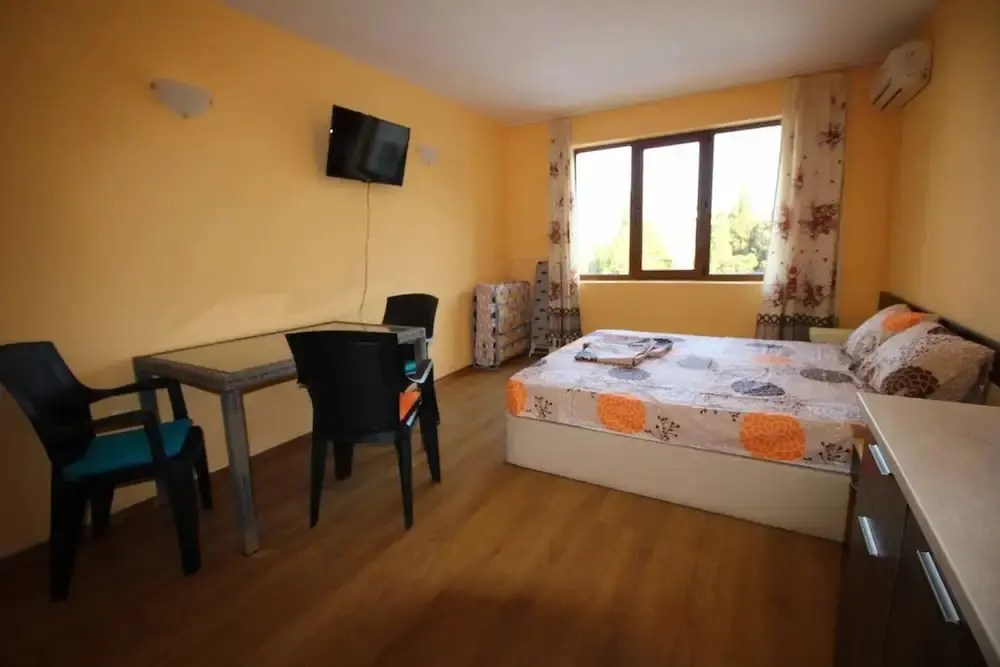 Несебр: Apartment in Chateau Del Marina Apart Complex