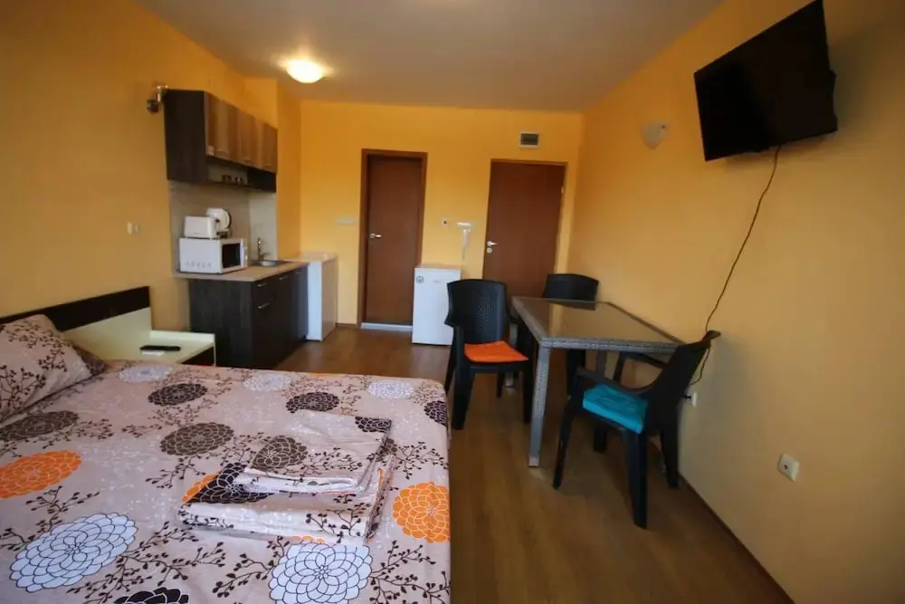 Несебр: Apartment in Chateau Del Marina Apart Complex
