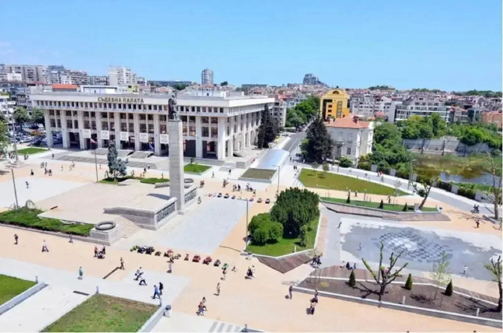 Бургас: Super Central Luxury Apartments