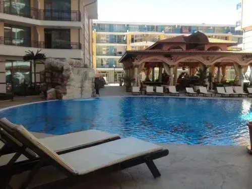 Солнечный берег: VP Apartment in Karolina Complex