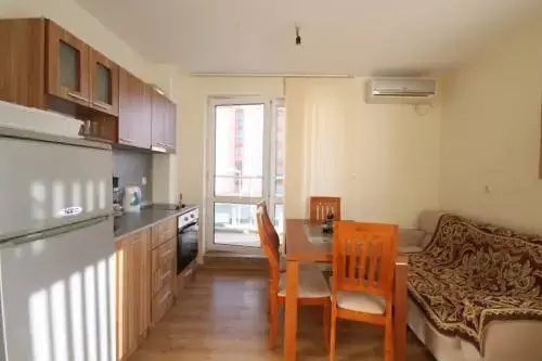 Солнечный берег: Apartment Arendoo in Flores Park