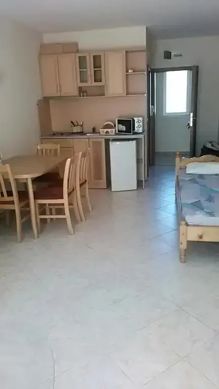 Солнечный берег: Apartment in Sunset Beach 2