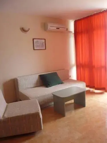 Солнечный берег: Menada Elit III Apartments