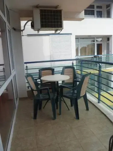 Солнечный берег: Menada Elit III Apartments