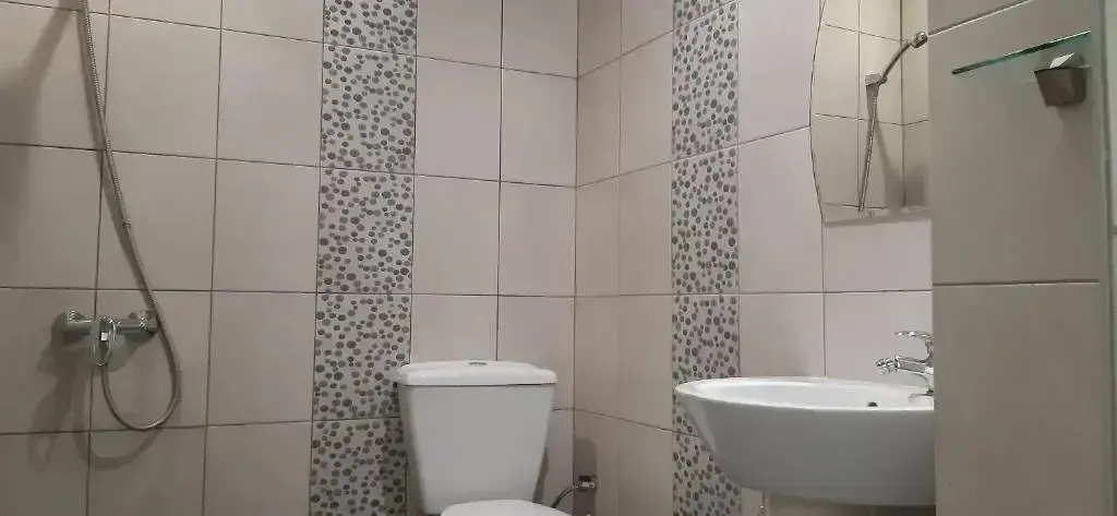 Варна: Family Hotel California - Varna
