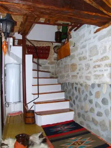 Габрово: Proinovska House