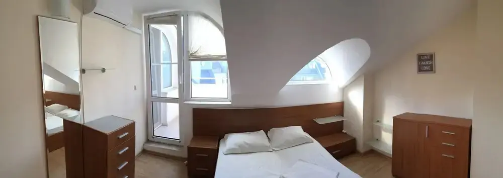 Варна: Maisonette Picadilly