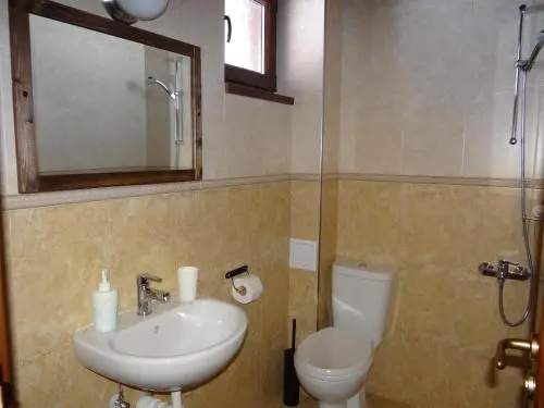 Церово: Odmor Guest House