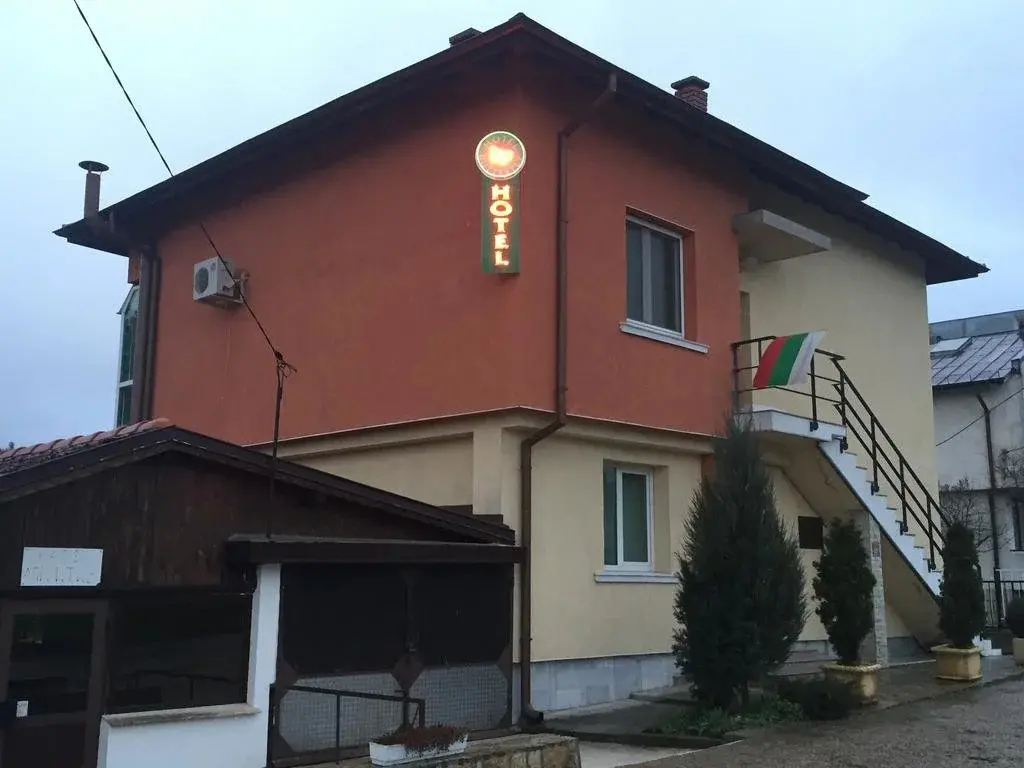 Банкя: Hotel Butterfly