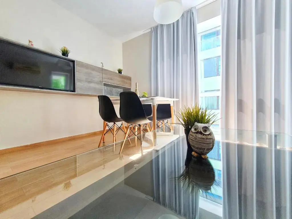 Поморие: Apartments in Atlantic