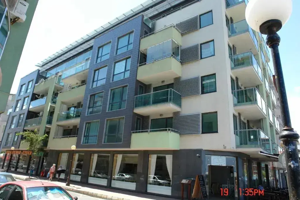Поморие: Apartments in Atlantic