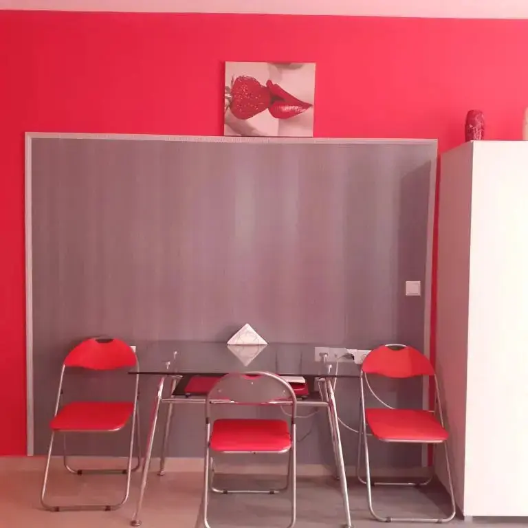 Поморие: Studio Nera