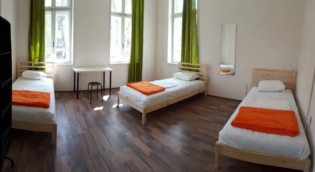 Варна: Avocado Hostel