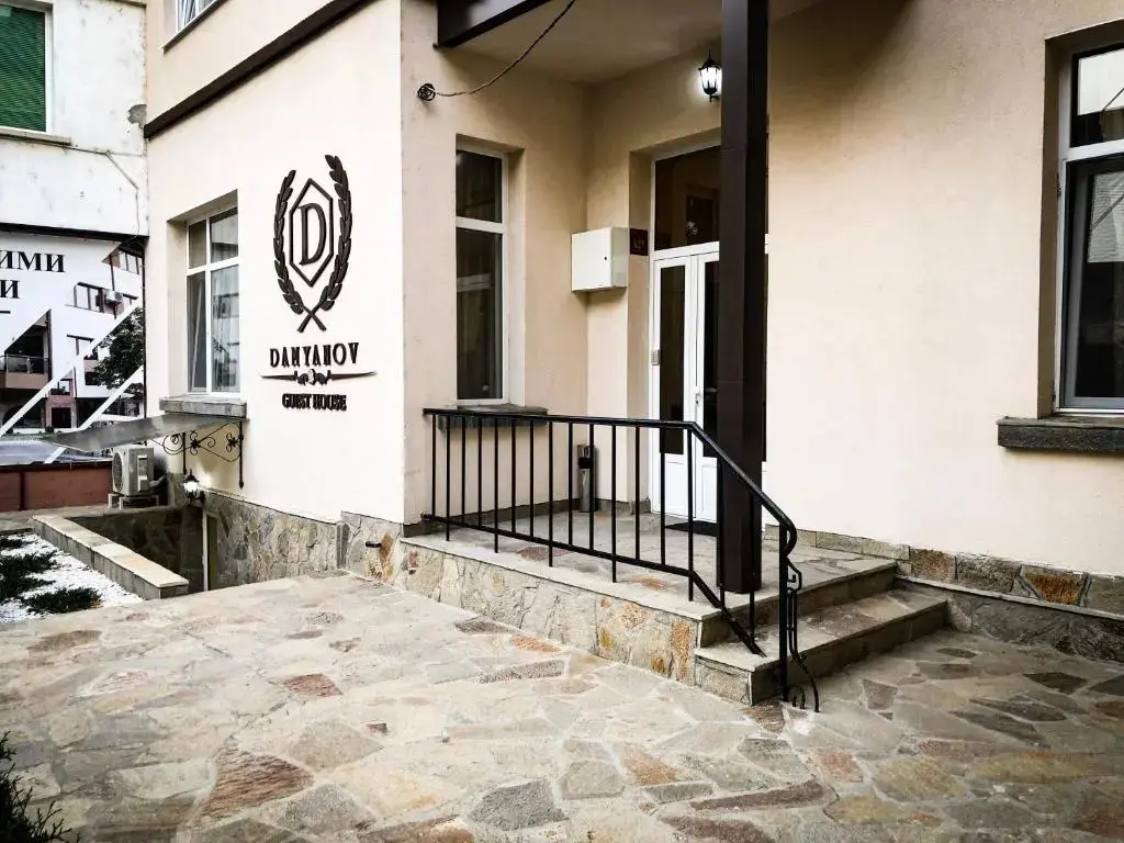 Казанлак: Damyanov House