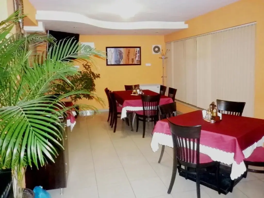 Димитровград: Family Hotel Victoria Gold