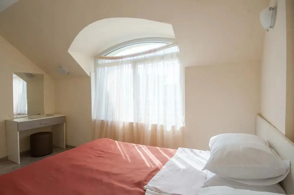 Солнечный берег: Mariner's Hotel